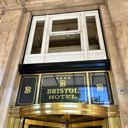 Bristol Hotel Buenos Aires Exterior foto